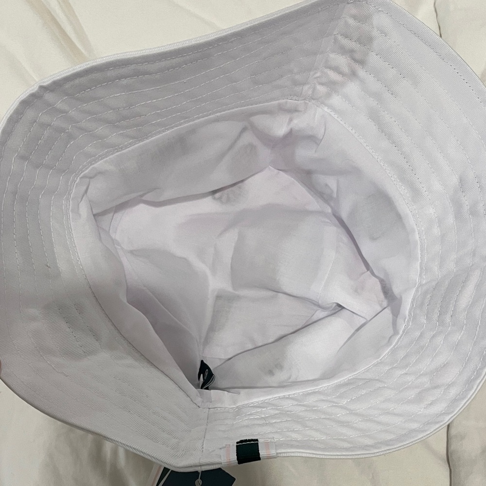 NWOT White Embroidered Bucket Hat with Green Accents - Picture 6 of 6